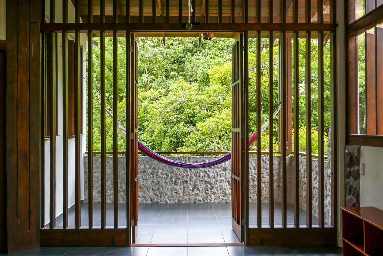 Omega Tours Eco-Jungle Lodge Ла-Сейба Экстерьер фото